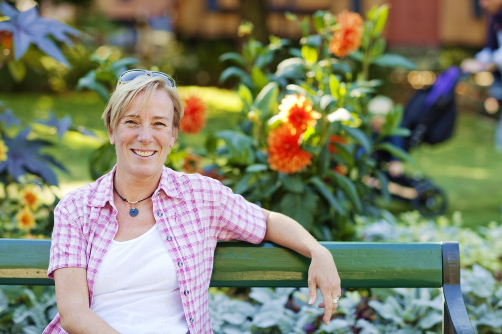 Cecilia Svensson sitting on a bench